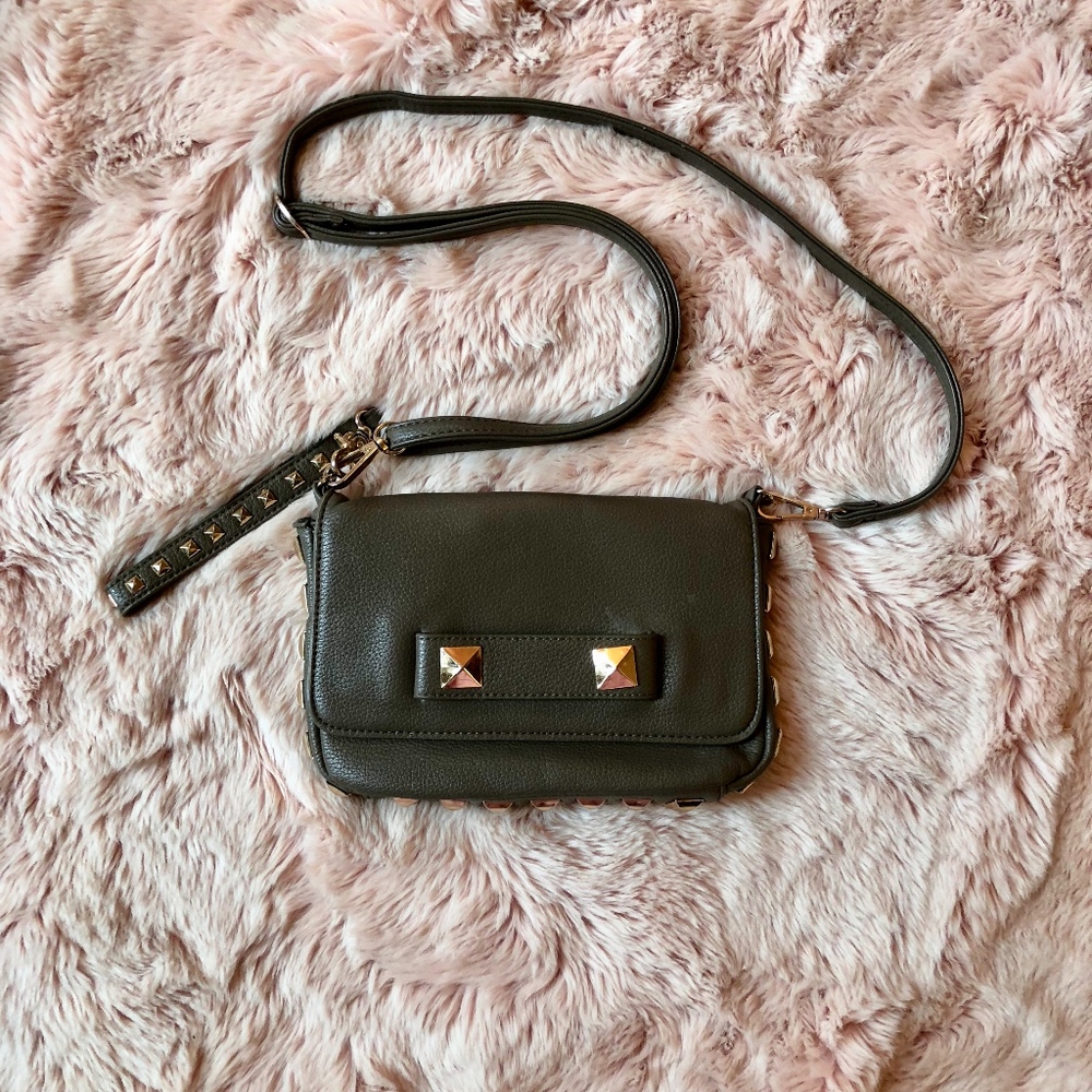 STREET LEVEL: BROWN CROSSBODY BAG